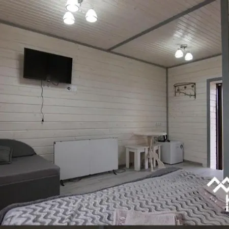 Dva Opryshka * Jaremtsje