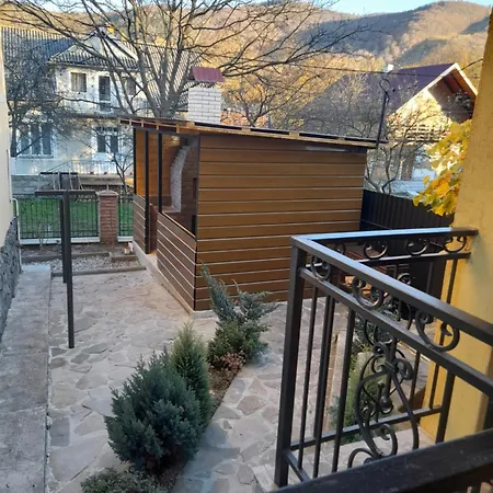 Vakantiehuis Dva Opryshka Jaremtsje